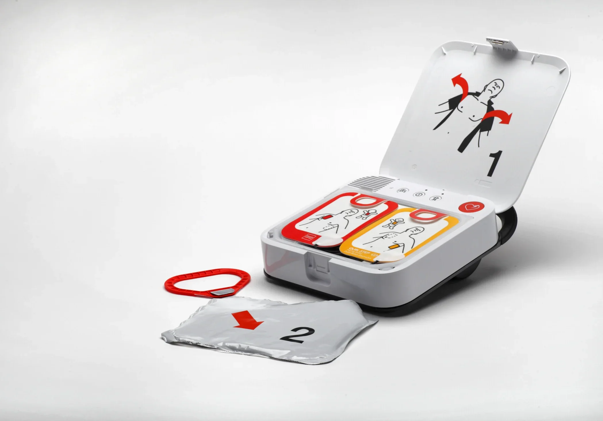 LIFEPAK CR2 Open Right w Electrodes